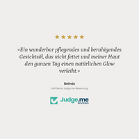 ORANGER SAMT Gesichtsöl – «Ein wunderbar pflegendes und beruhigendes Gesichtsöl, das nicht fettet und meiner Haut den ganzen Tag einen natürlichen Glow verleiht.»